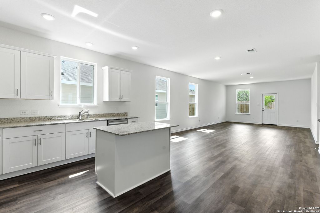 Photo of 939 Bluegrass Point, New Braunfels, TX 78130 (MLS # 1920411)