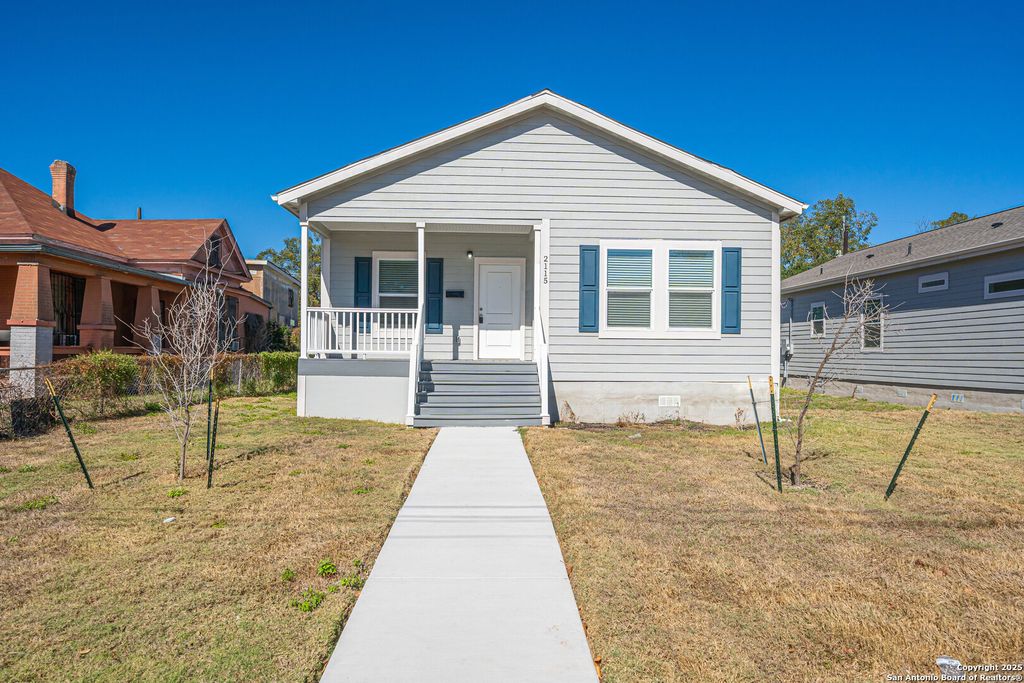 Photo of 2115 W Houston, San Antonio, TX 78207 (MLS # 1920936)