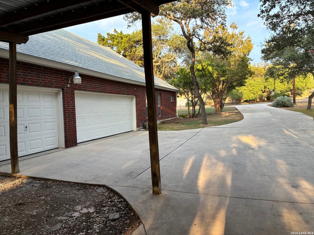 Photo of 26013 MESA OAK DR, San Antonio, TX 78255 (MLS # 2017921)