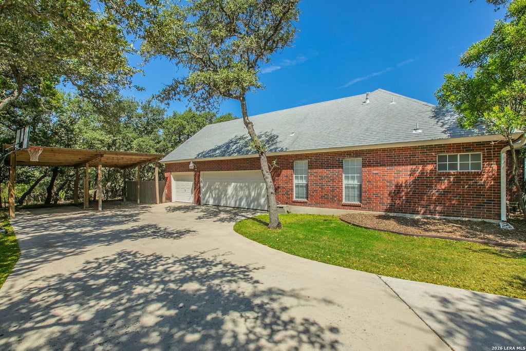 Photo of 26013 MESA OAK DR, San Antonio, TX 78255 (MLS # 2017921)
