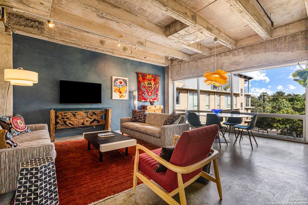 Photo of 1115 S ALAMO ST UNIT 2408, San Antonio, TX 78210 (MLS # 1970331)