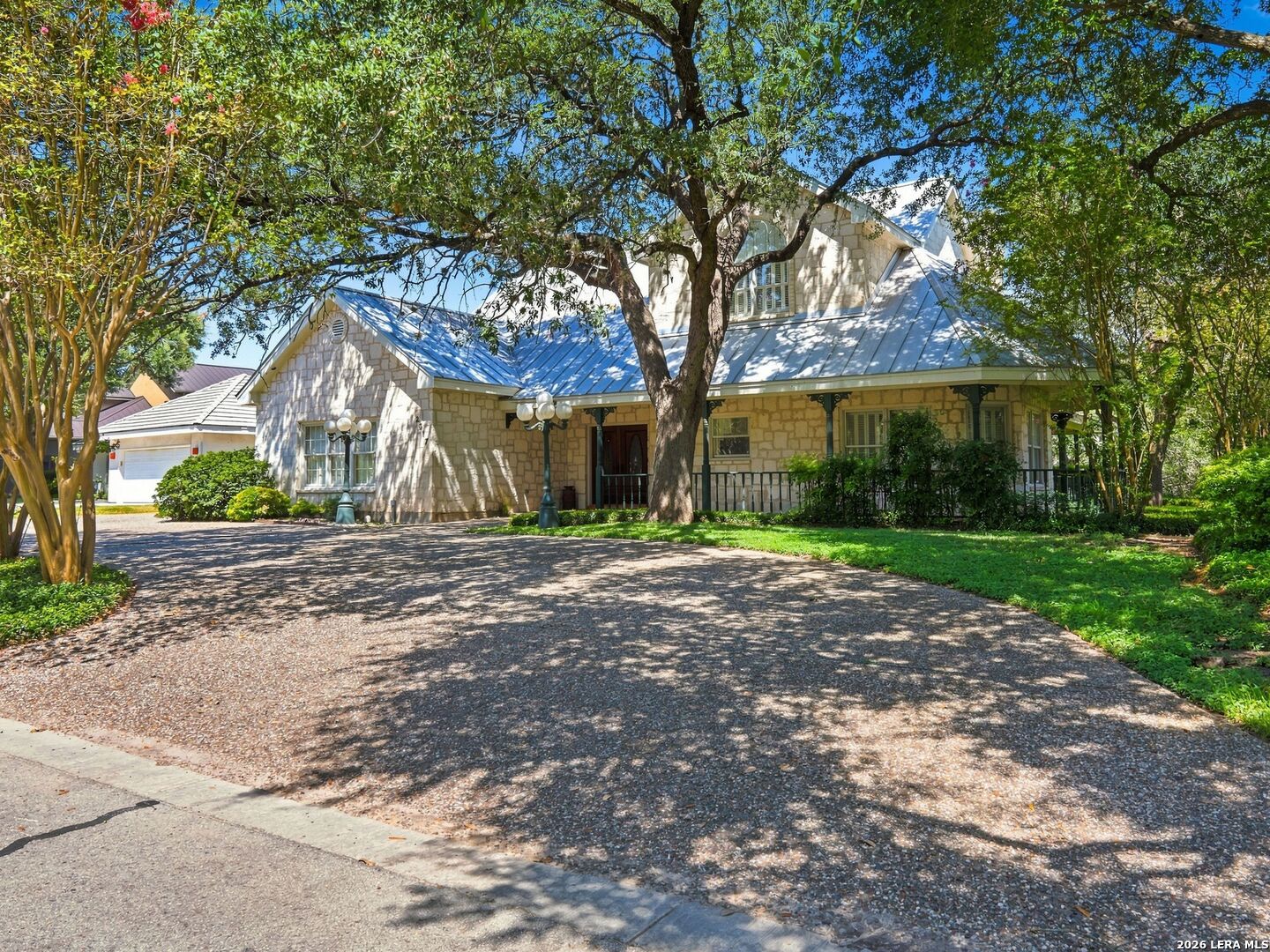 2317 Waterford Grace