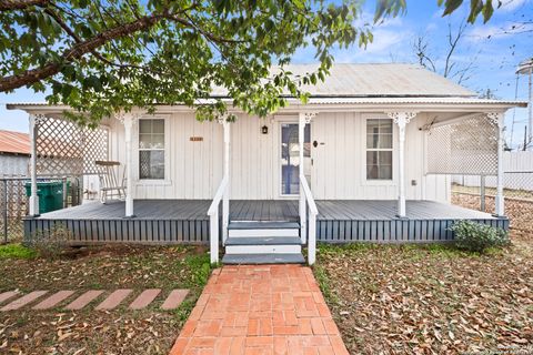 15212 Oak Lytle TX 78052