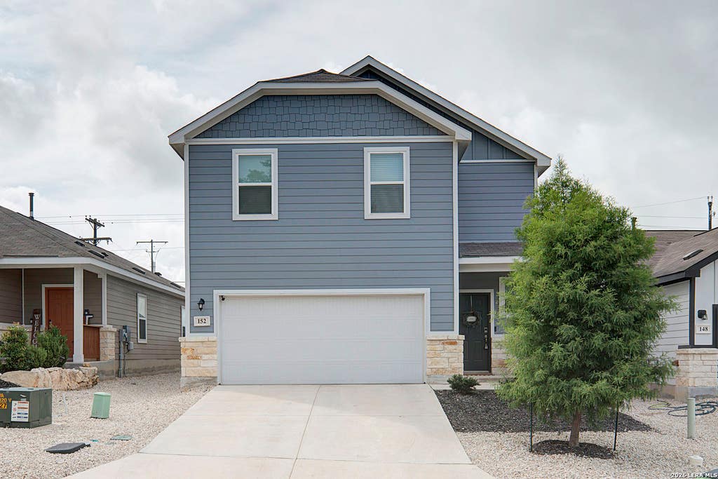 Photo of 152 HONEY OAK LN, New Braunfels, TX 78130 (MLS # 1969957)