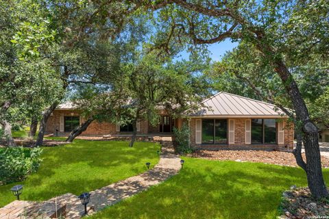 Photo of 7621 DIETZ ELKHORN RD, Boerne, TX 78015 (MLS # 1993259)