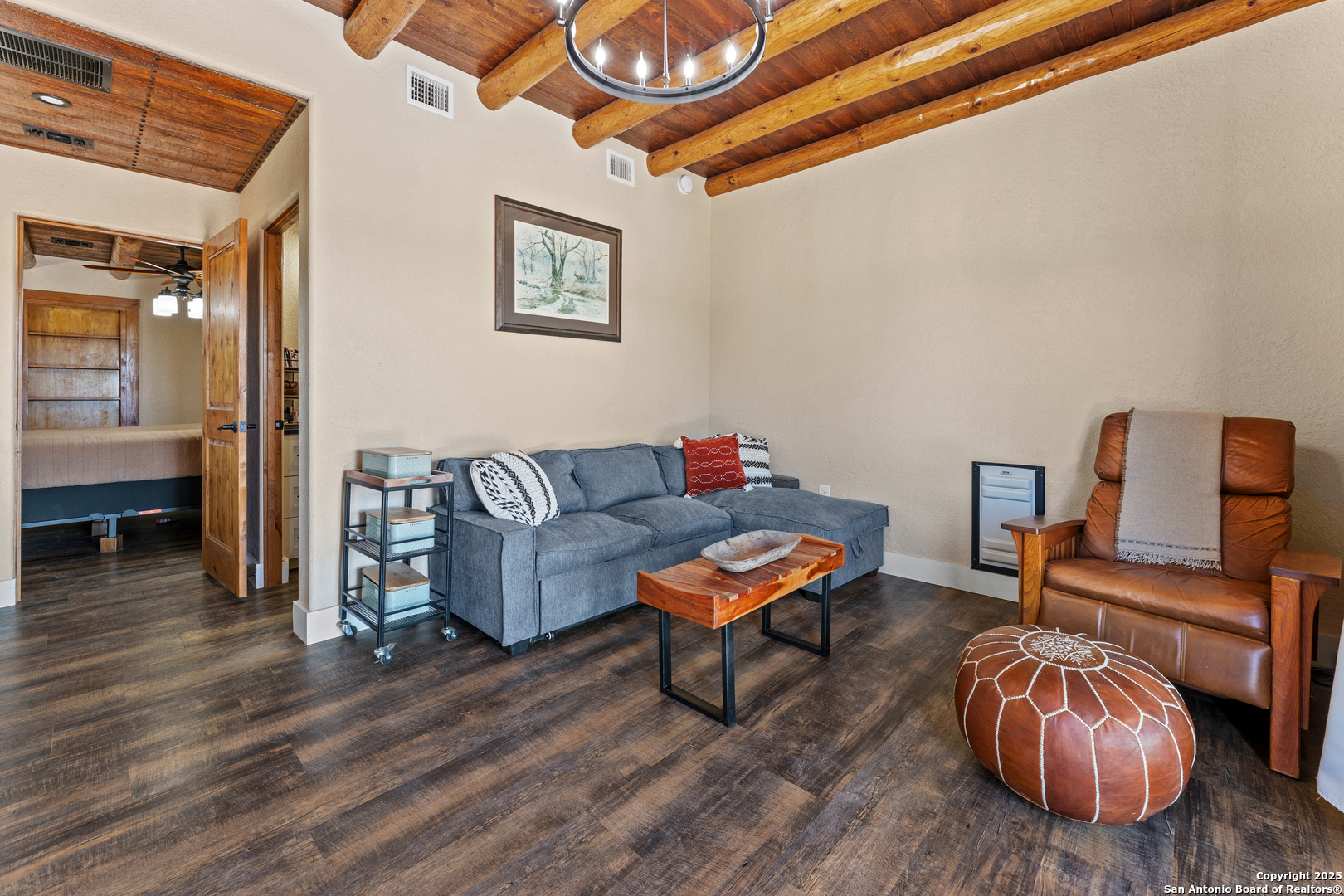 1918 County Road 467