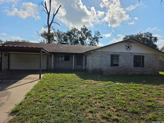 512 HIGH MEADOW DR, PLEASANTON, TX 78064 - Image f3dbe512dd469afb07428d0f1844d2a7/2393086063