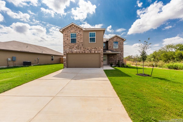 142 LOGGY BYU, CIBOLO, TX 78108 - Image f3dd46f4b42e4f33fe584da4bda12412/3980403014