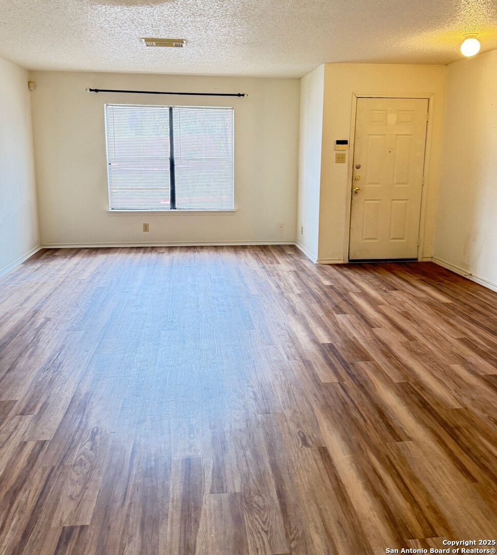 San Antonio, Texas 78240, United States, 3 Bedrooms Bedrooms, ,3 BathroomsBathrooms,Residential,Active,153492