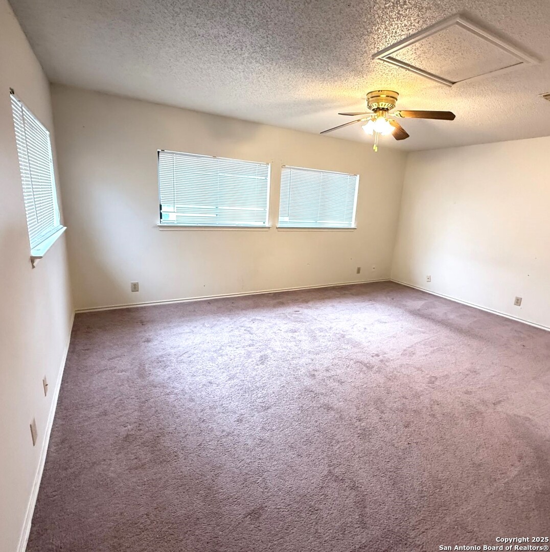 San Antonio, Texas 78240, United States, 3 Bedrooms Bedrooms, ,3 BathroomsBathrooms,Residential,Active,153492