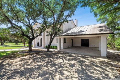 A home in Canyon Lake