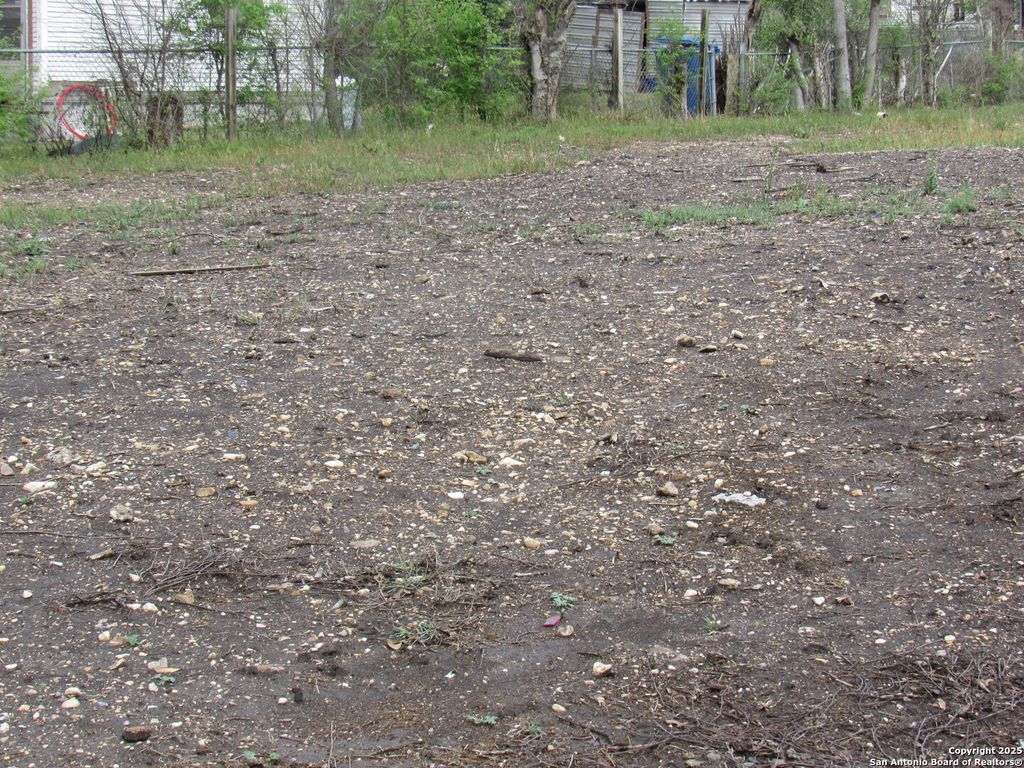 Photo of 2901 S Saunders, San Antonio, TX 78207 (MLS # 1854351)