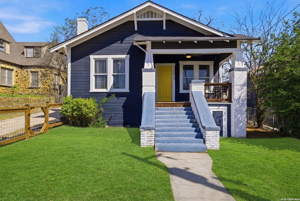 Photo of 1307 Kayton Ave, San Antonio, TX 78210 (MLS # 1950937)