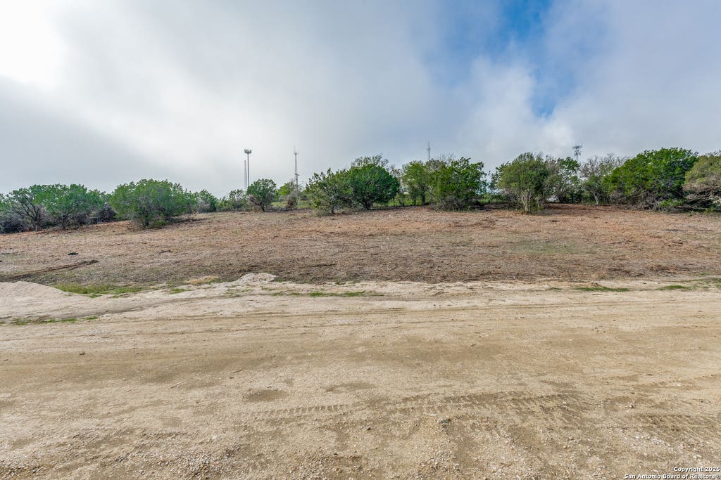Photo of 015 Wesp Way, Live Oak, TX 78233 (MLS # 1869563)