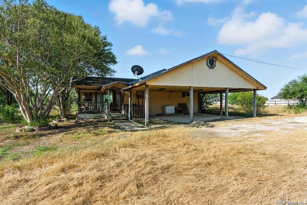 Photo of 4672 Rakowitz, Adkins, TX 78101 (MLS # 1959669)