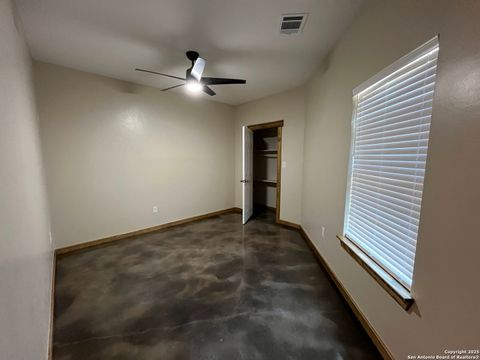 A home in Bandera