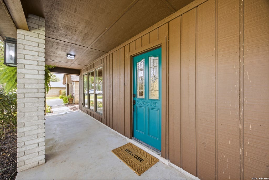 Photo of 221 Montwood, Seguin, TX 78155 (MLS # 2010884)
