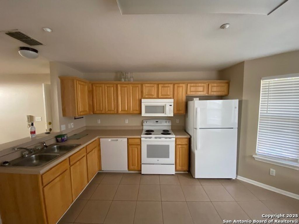 Photo of 3109 Douglas Fir 3113 #3113, New Braunfels, TX 78130 (MLS # 1918707)