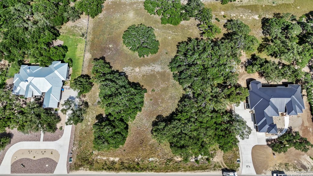 Photo of 931 Maximino Ridge, Bulverde, TX 78163 (MLS # 1937405)