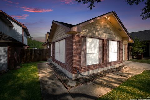 6307 Candlecrest Ct San Antonio TX 78244