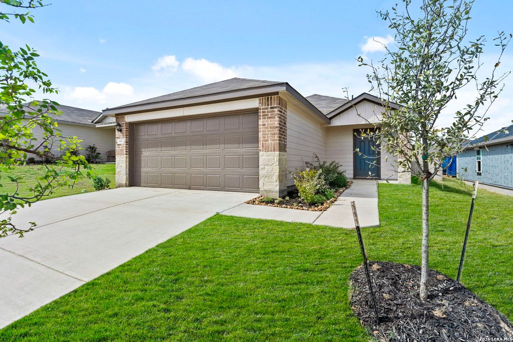 Photo of 308 Cottonmouth, Seguin, TX 78155 (MLS # 1951954)