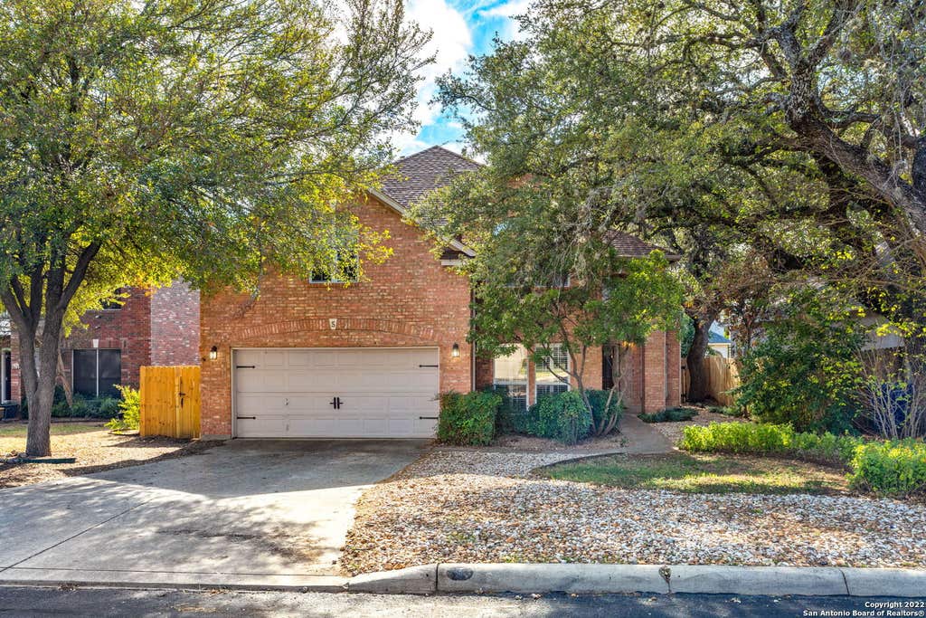 Photo of 5 NIKITA DR, San Antonio, TX 78248 (MLS # 1992497)