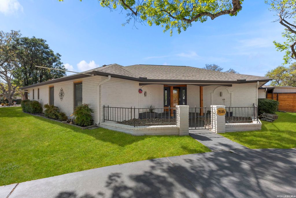 Photo of 1516 Caper, San Antonio, TX 78232 (MLS # 1950961)