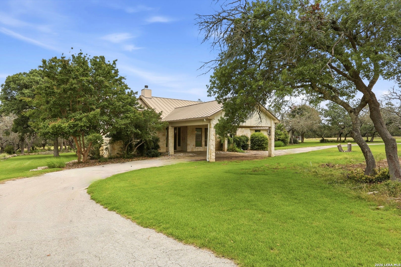 639 SISTERDALE RD