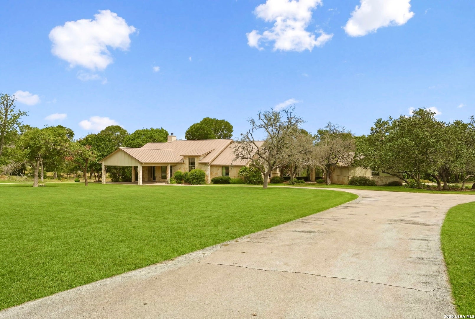 639 SISTERDALE RD