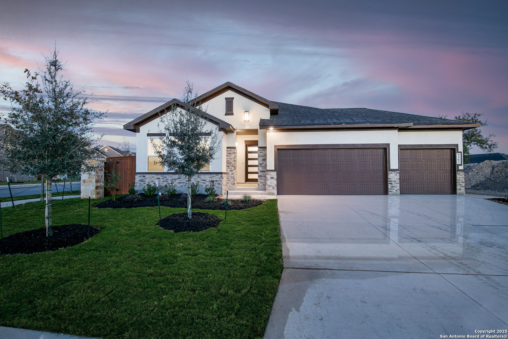 146 Mountain Oak