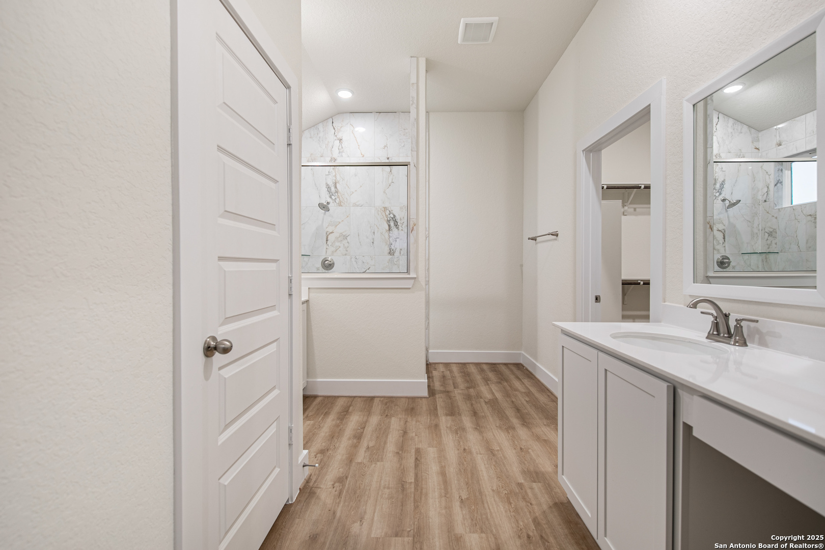 146 Mountain Oak