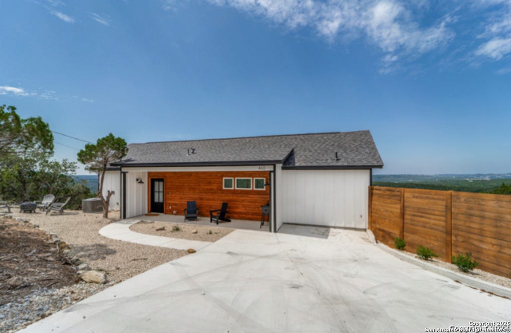 Photo of 460 Stenen Dr., Canyon Lake, TX 78133 (MLS # 1934319)