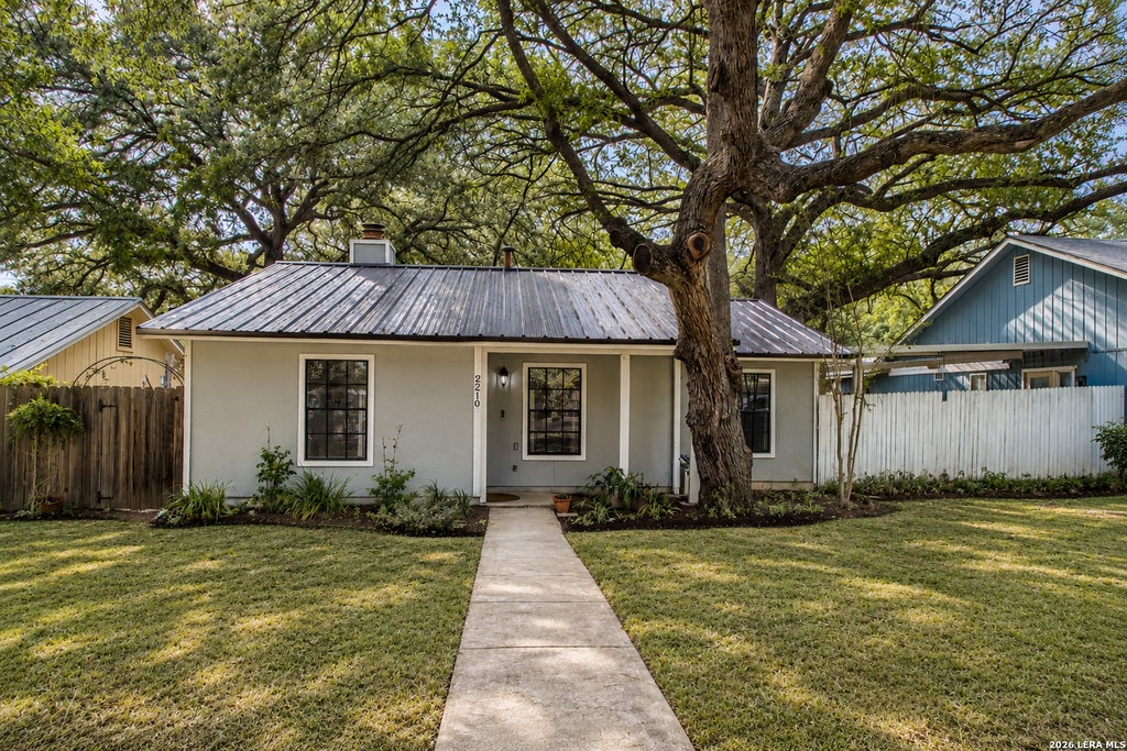 Photo of 2210 Knights Wood, San Antonio, TX 78231 (MLS # 2008841)