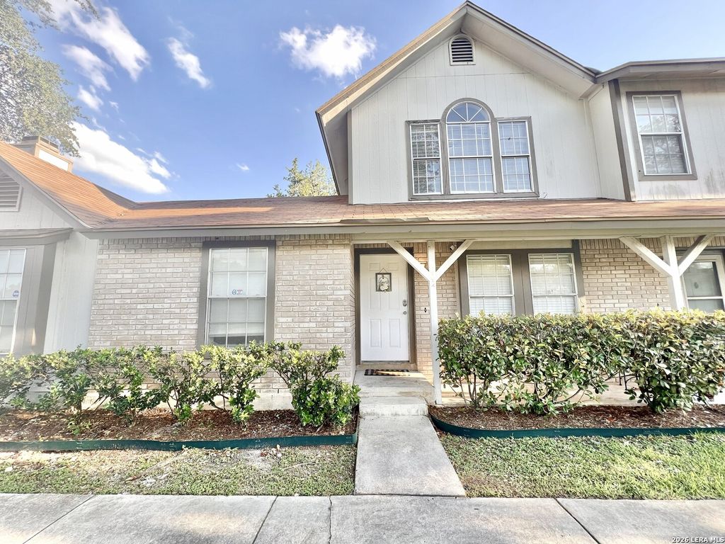 Photo of 10254 dover 302 #302, San Antonio, TX 78250 (MLS # 1947185)