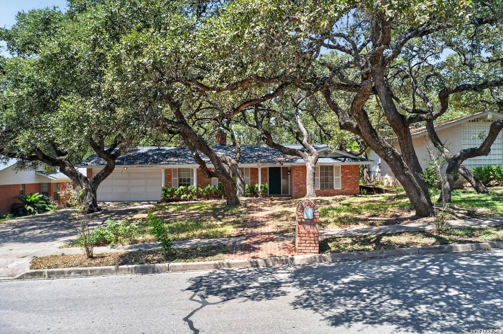10911 Janet Lee Dr
