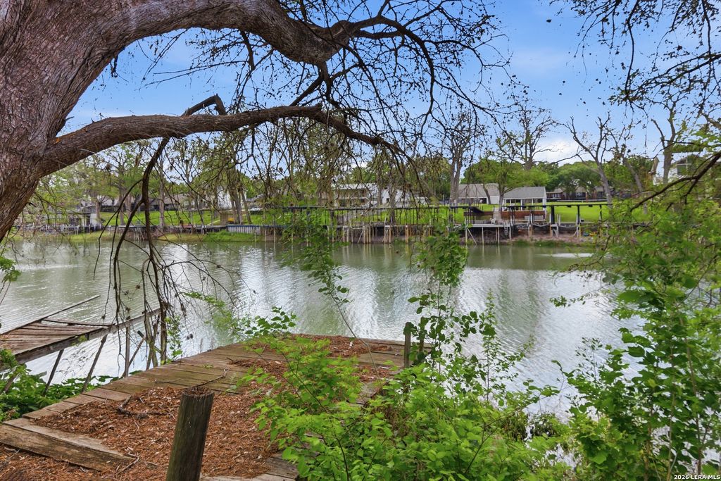 Photo of 842 Burkett, Seguin, TX 78155 (MLS # 1953636)