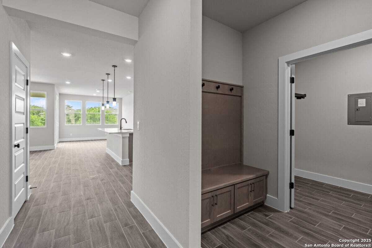 11123 Lowder lane