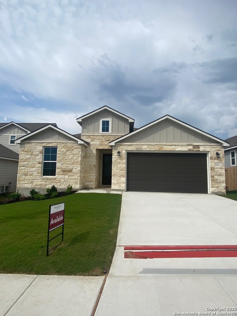 11123 Lowder lane