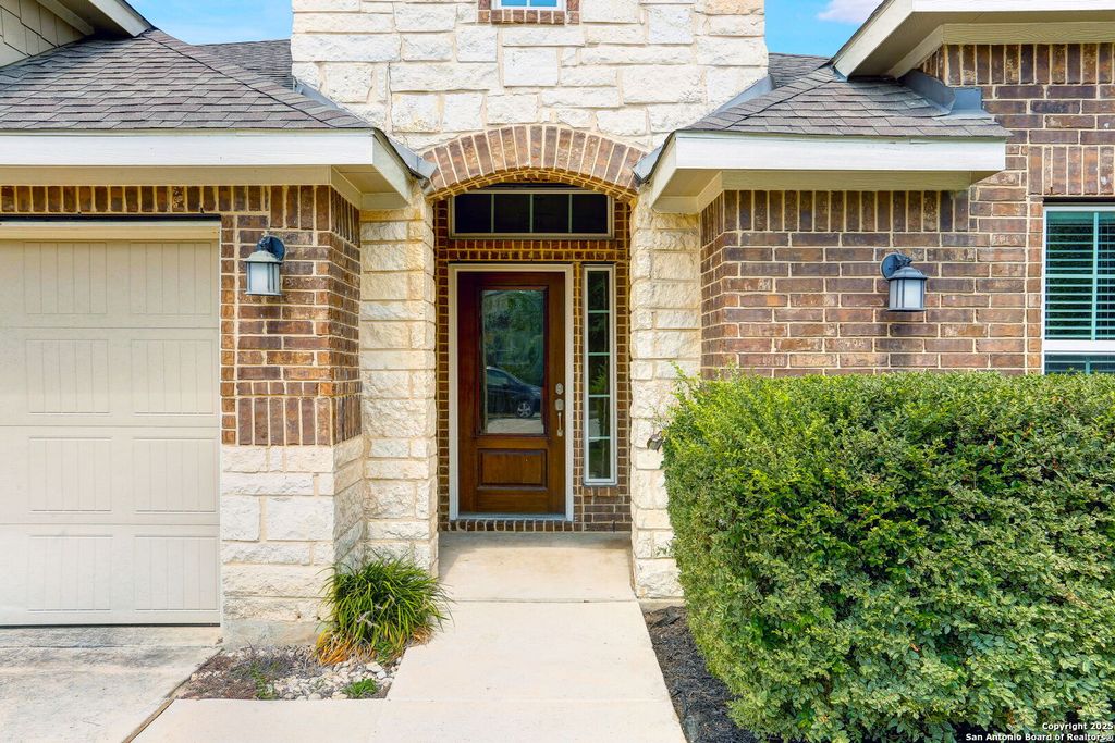 Photo of 9825 Jon Boat, Boerne, TX 78006 (MLS # 1955088)