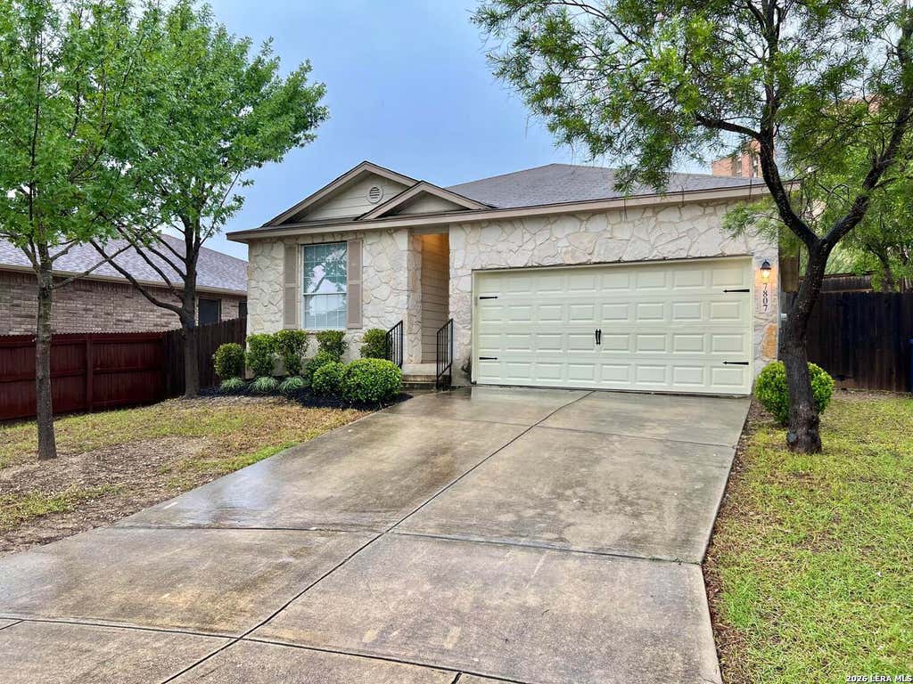 Photo of 7807 LIBERTY IS, San Antonio, TX 78227 (MLS # 1993693)