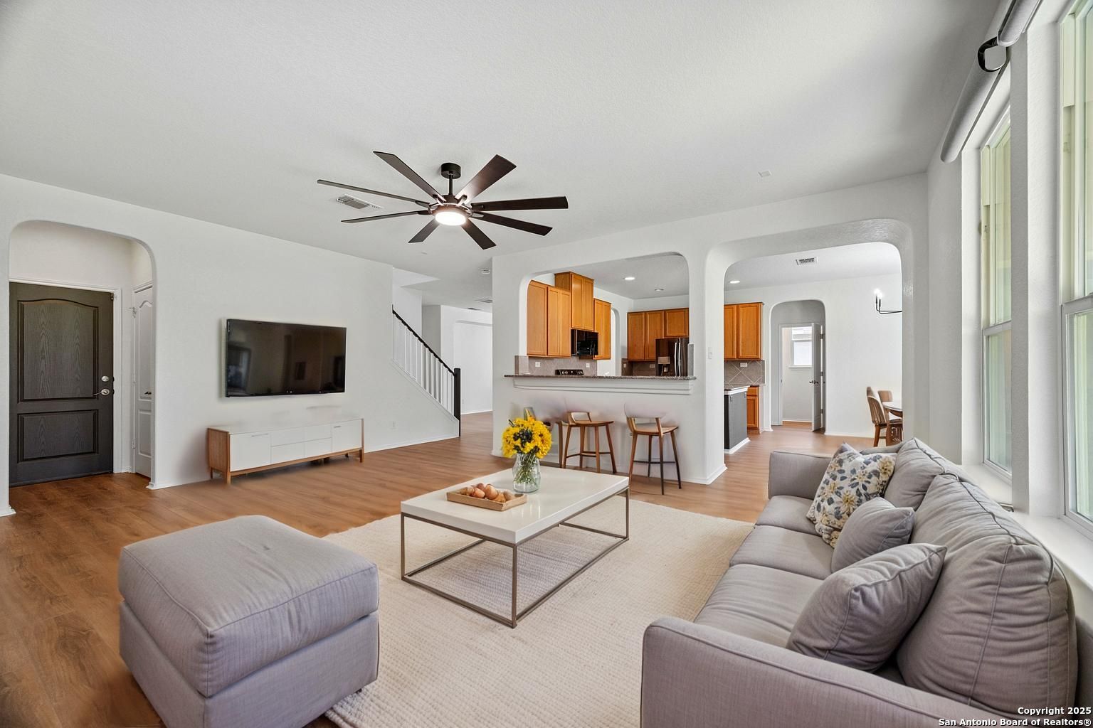417 Landmark Falls