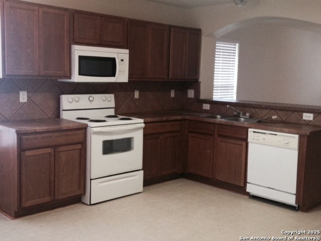Photo of 9271 Everton, San Antonio, TX 78245 (MLS # 1913826)