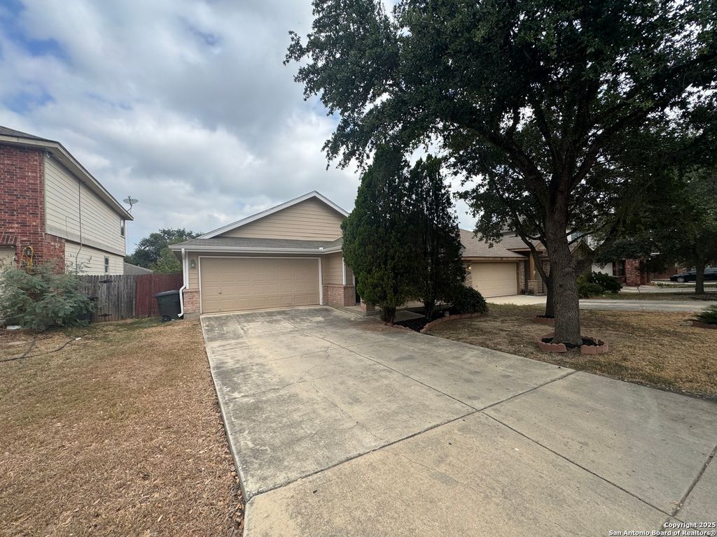 Photo of 9271 Everton, San Antonio, TX 78245 (MLS # 1913826)