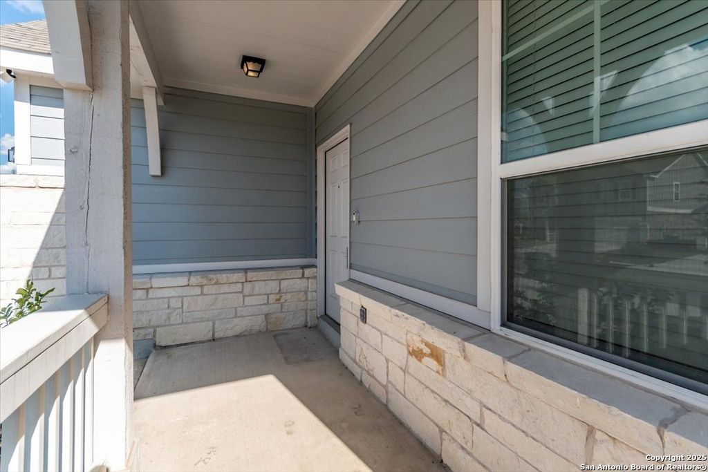 Photo of 7810 Sycamore Hills, Boerne, TX 78015 (MLS # 1898126)