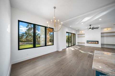 A home in Canyon Lake