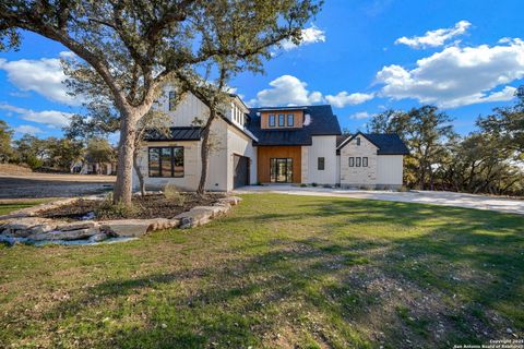 A home in Canyon Lake