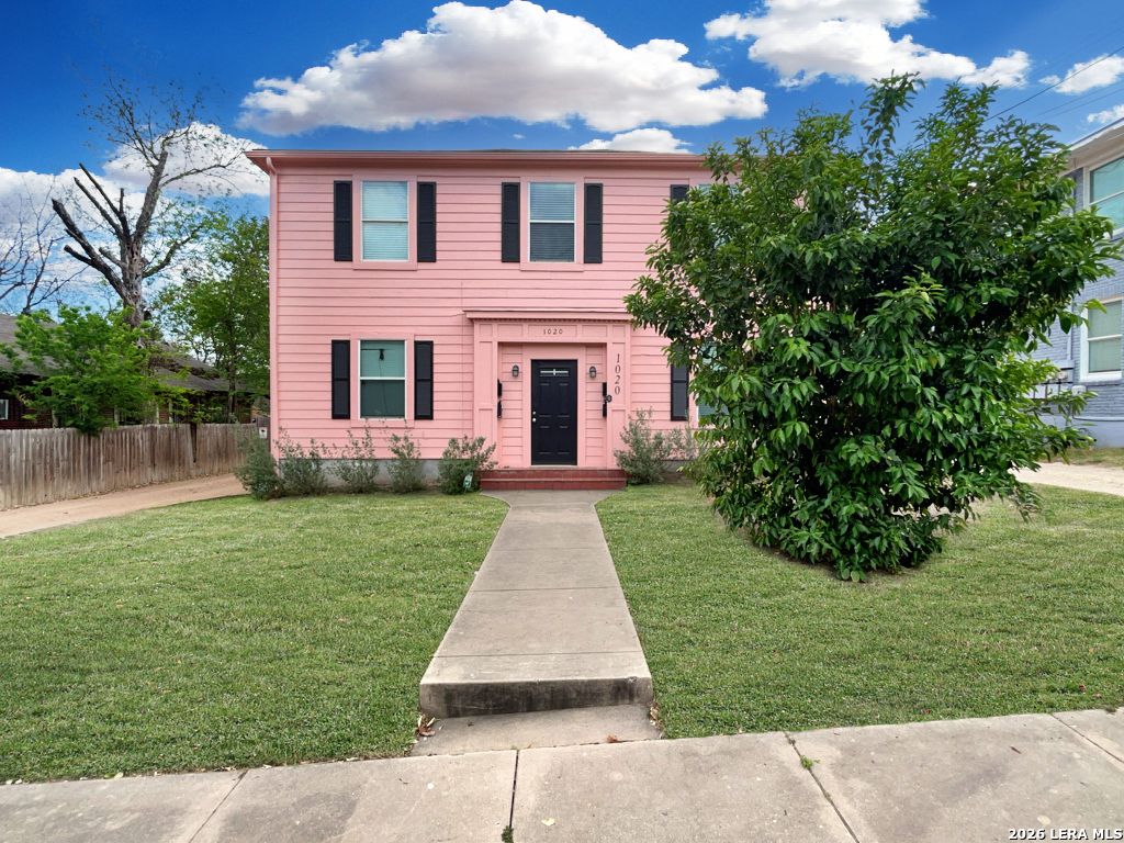 Photo of 1020 W French Place 4 #4, San Antonio, TX 78212 (MLS # 1958926)