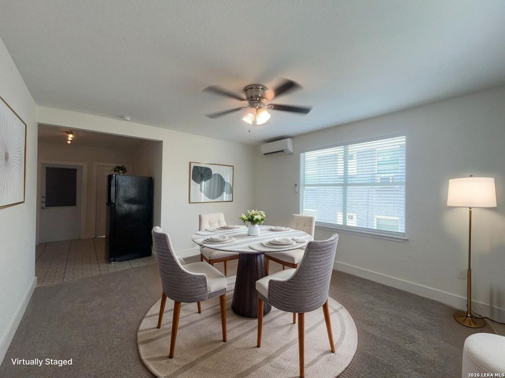 Photo of 1020 W French Place 4 #4, San Antonio, TX 78212 (MLS # 1958926)