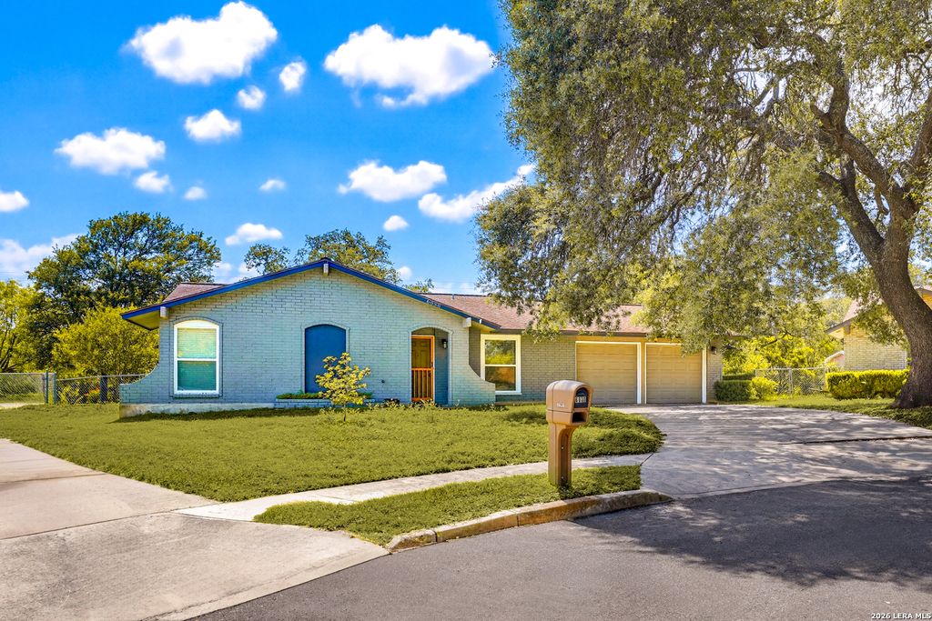Photo of 6030 RAINMAKER ST, San Antonio, TX 78238 (MLS # 1971608)