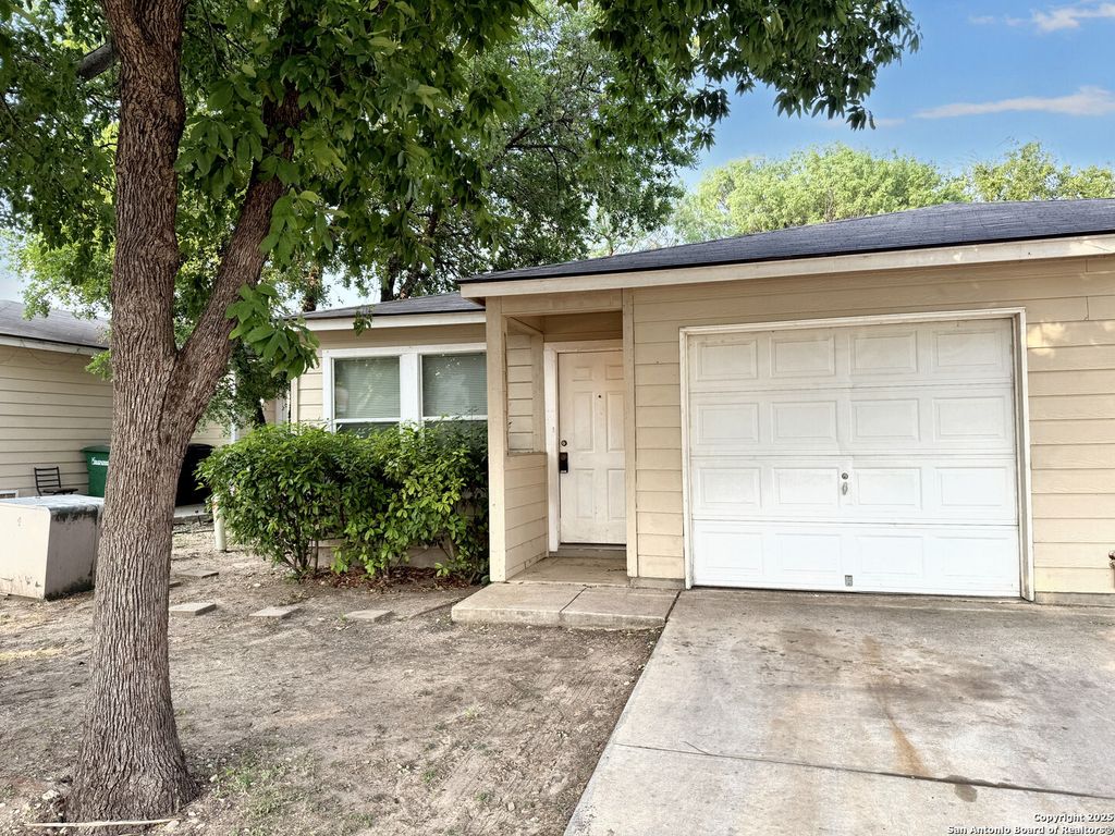 Photo of 7943 MG Rd, San Antonio, TX 78251 (MLS # 1909176)
